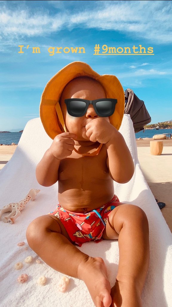 阿德托昆博更新推特晒儿子可爱照片：九个月大了！成长