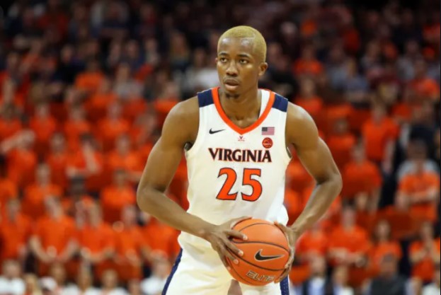 落选秀前锋马马迪-迪亚基特与雄鹿签下双向合同