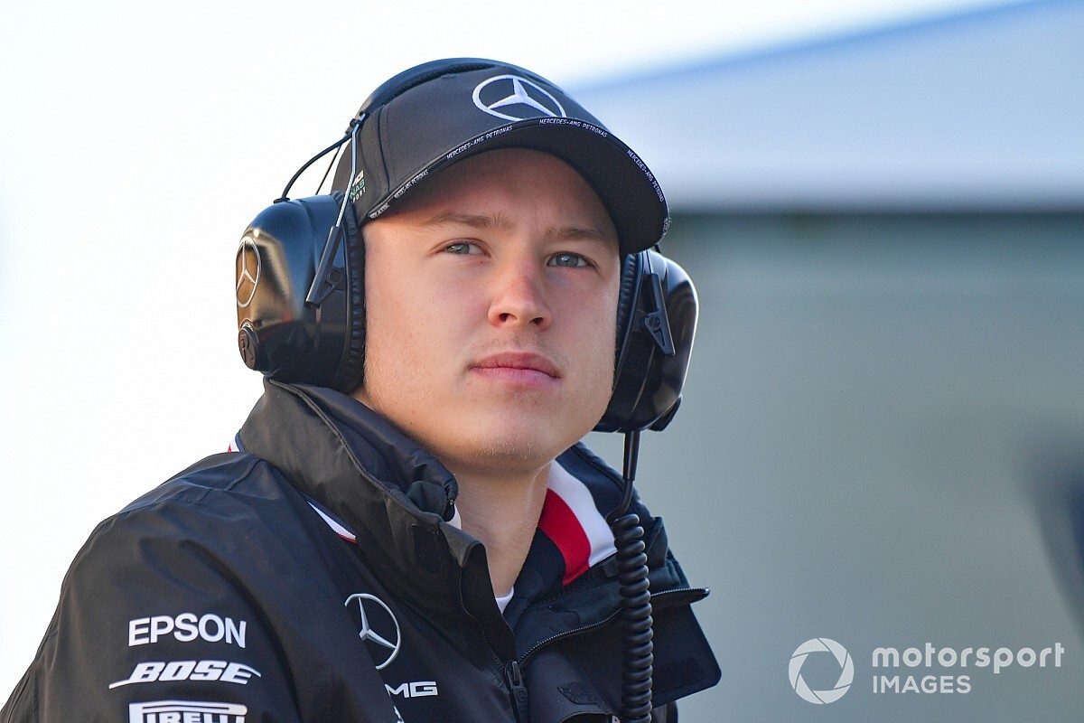 哈斯车队确认留用马泽平 尽管出格行为备受争议